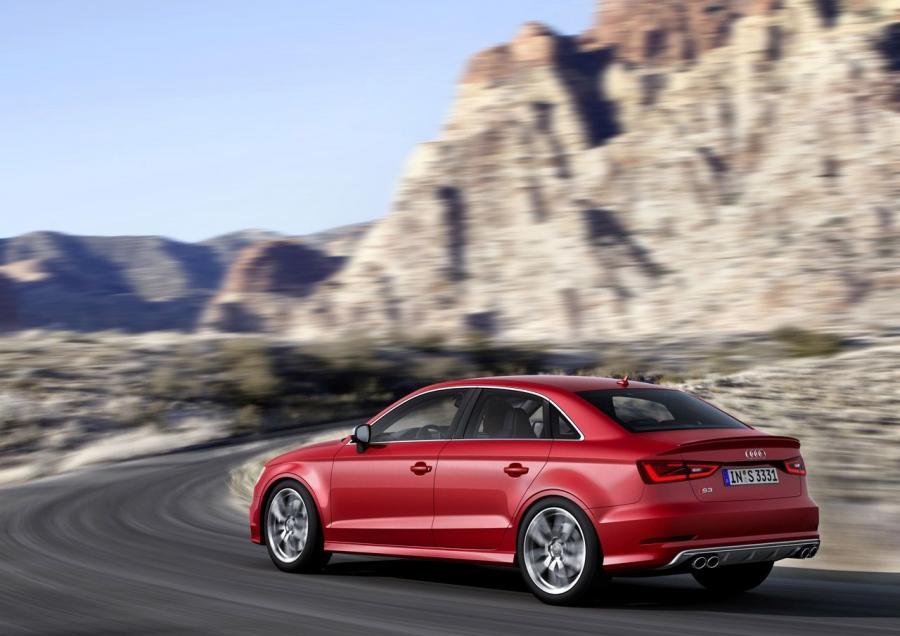 Audi S3 Sedan (8V) 2013 года  (WW) (фото 33 из 95)